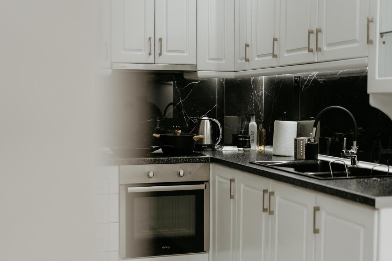Db Premium Stay Apartments #Two Bedroom 테살로니키 외부 사진